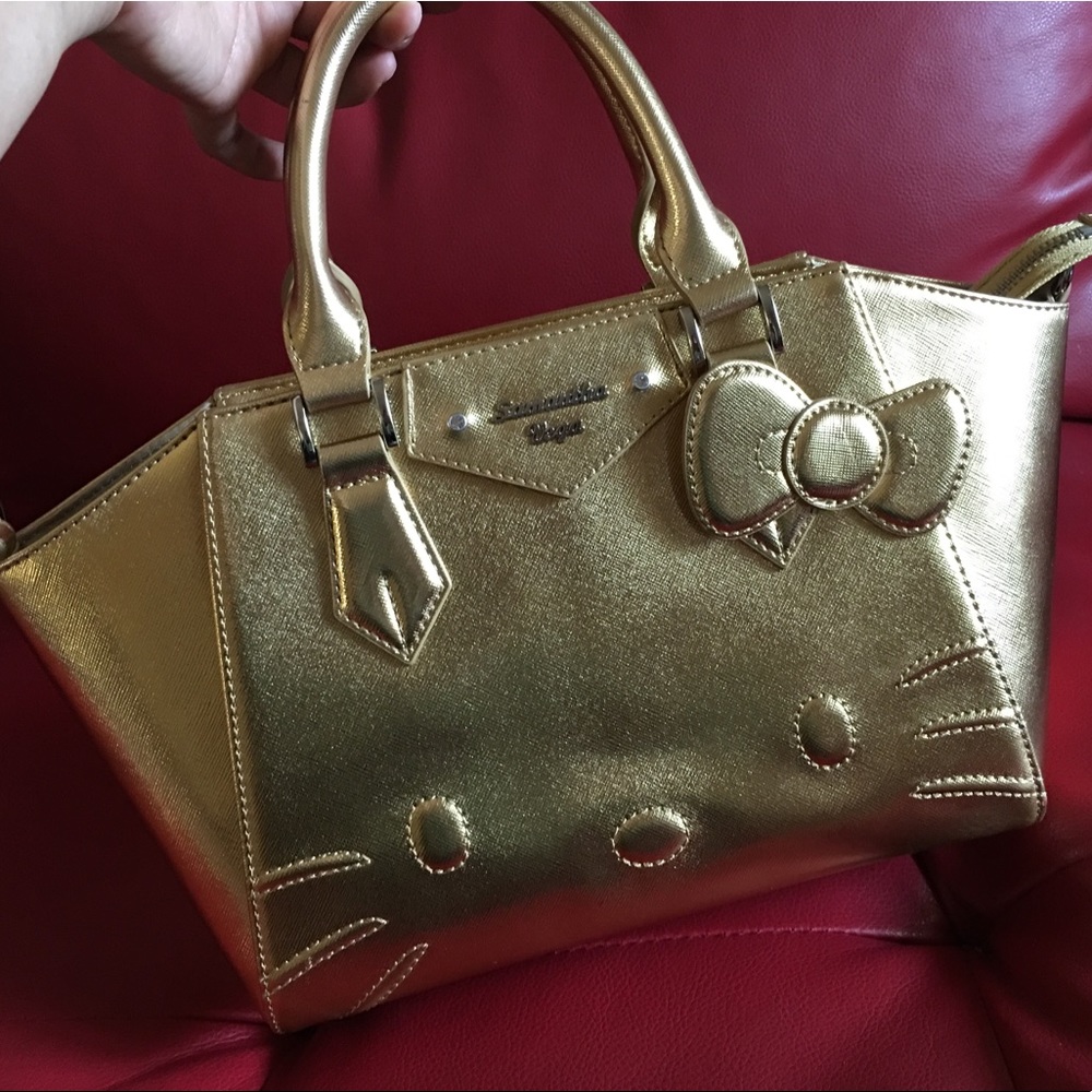 SALE! Samantha Vega Hello kitty bag